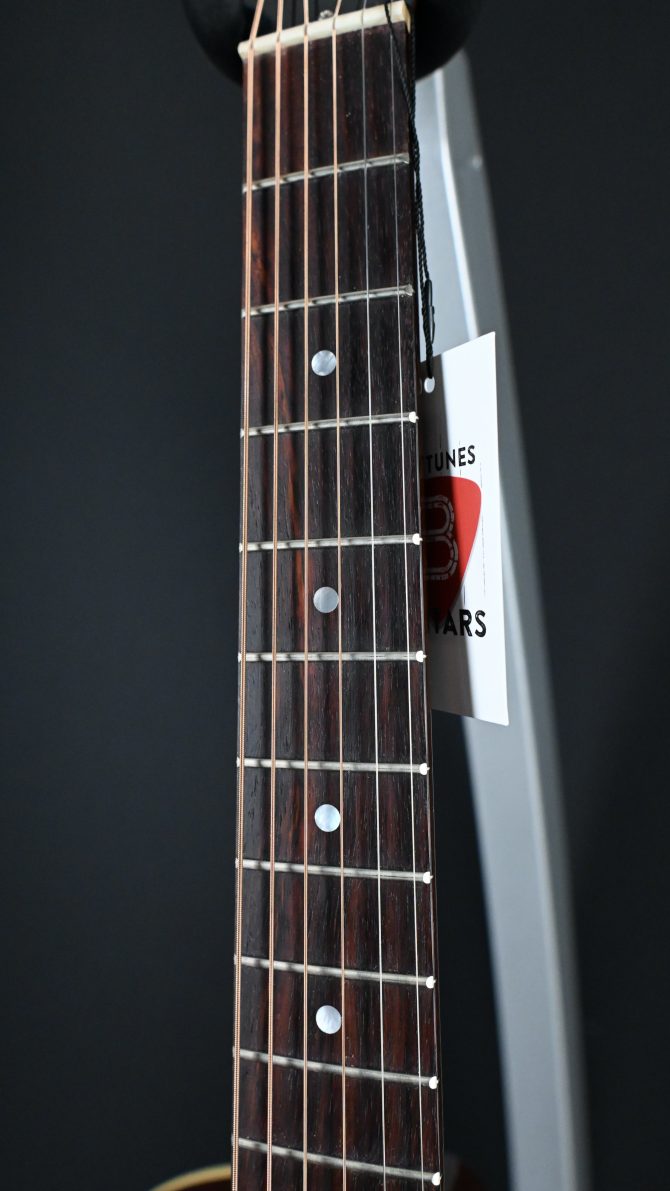 GIbson Custom Shop 1942 Banner J-45 VIntage Sunburst 2023