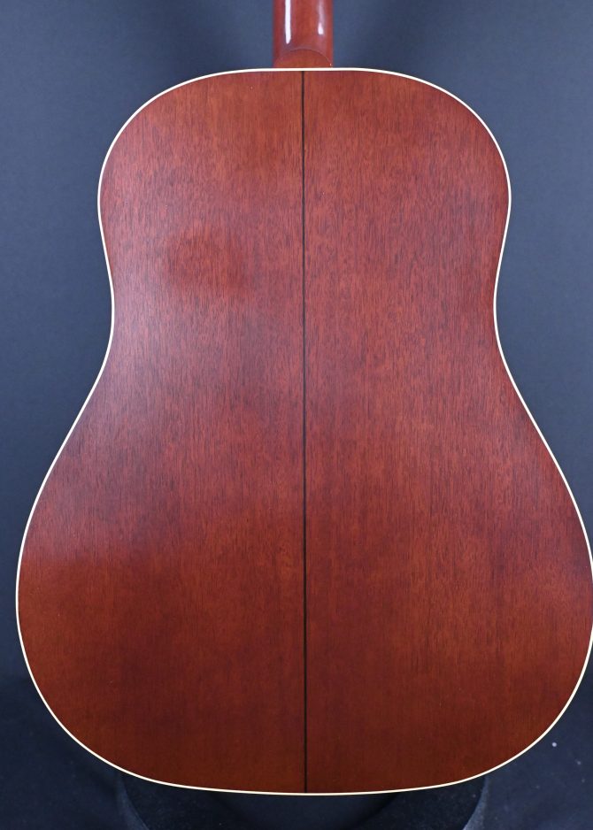 GIbson Custom Shop 1942 Banner J-45 VIntage Sunburst 2023