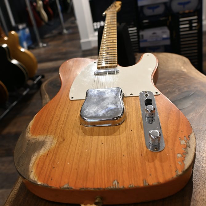 2021 Fender Wildwood 10 55' Heavy Relic Telecaster Faded Cherry Sunburst