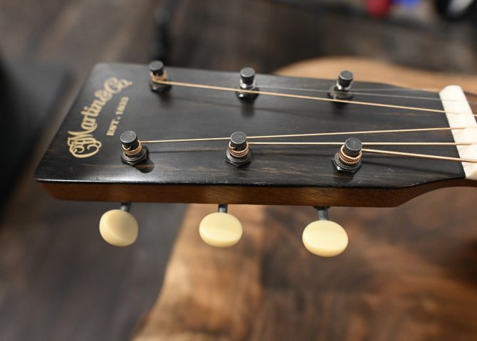 Martin DSS-17 Whiskey Sunset Dreadnought w/ Pickup