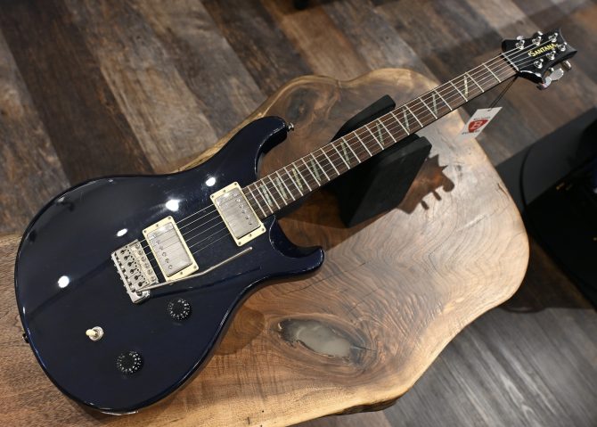 PRS SE Santana Royal Blue w/ Tremolo 2001