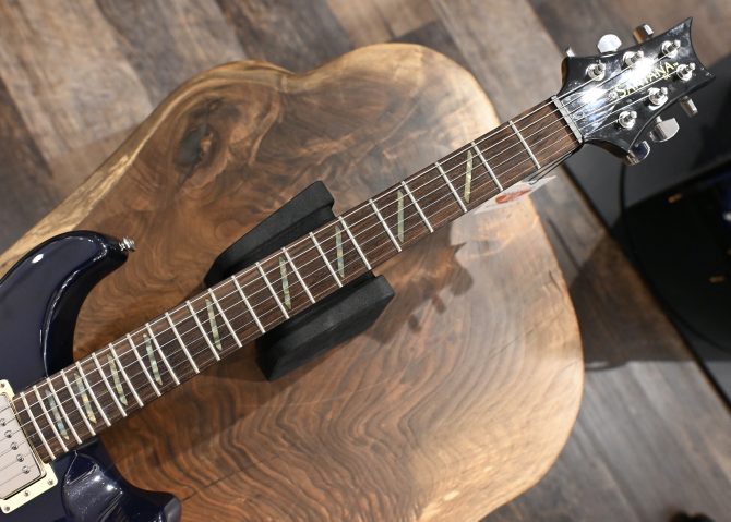 PRS SE Santana Royal Blue w/ Tremolo 2001