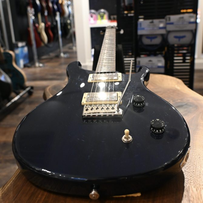 PRS SE Santana Royal Blue w/ Tremolo 2001