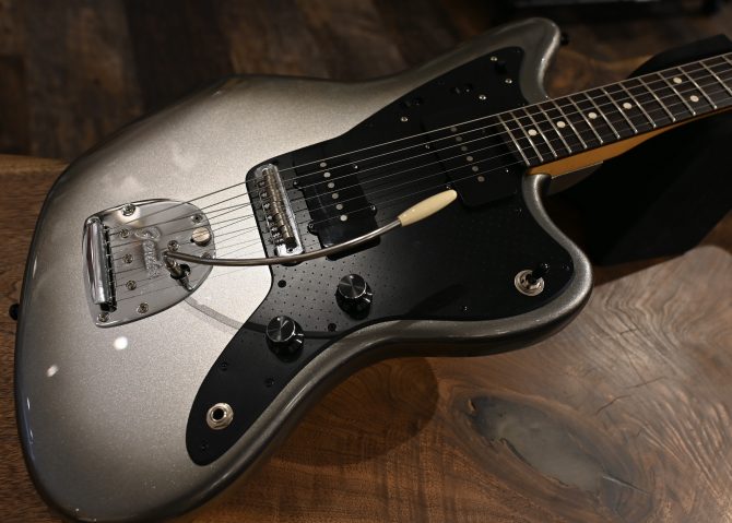 Fender American Professional Jazz Master Mercury 2022