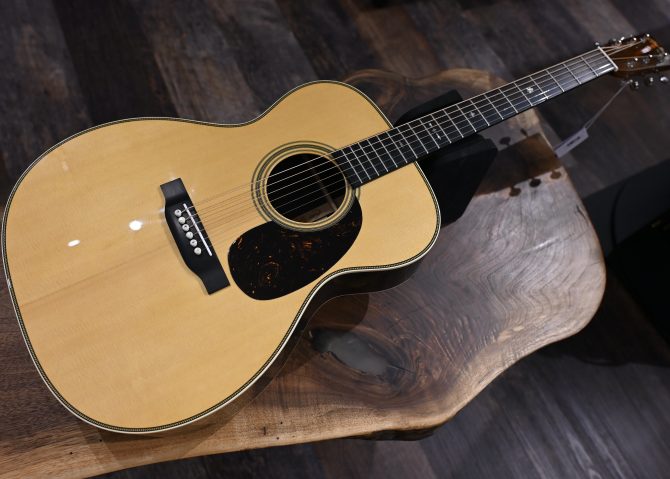 Martin 000-EC 30th Anniversary Acoustic Guitar #267
