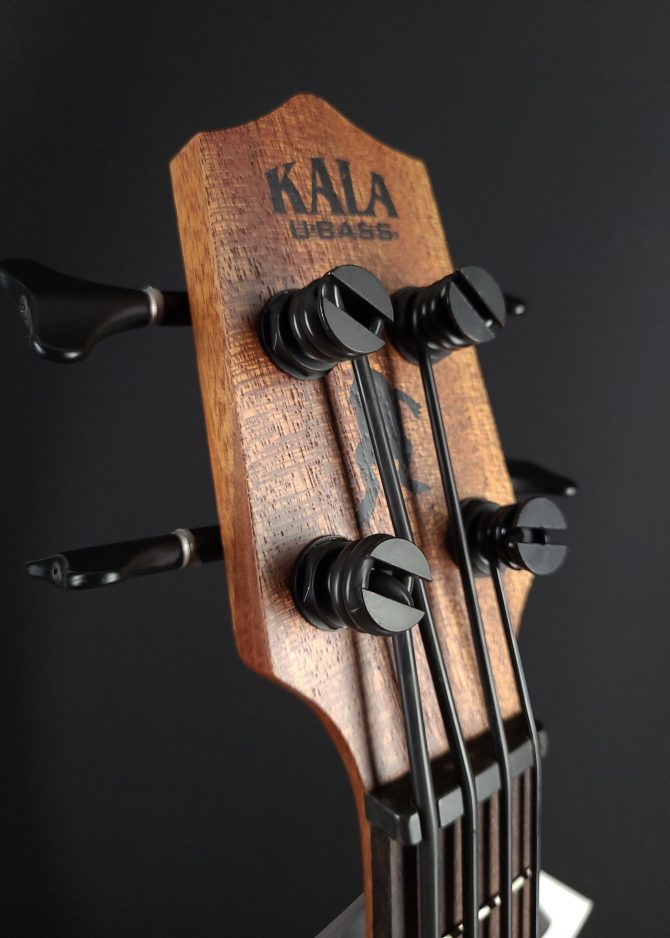 Kala Scout Fretted Acoustic-Electric U•BASS #2412