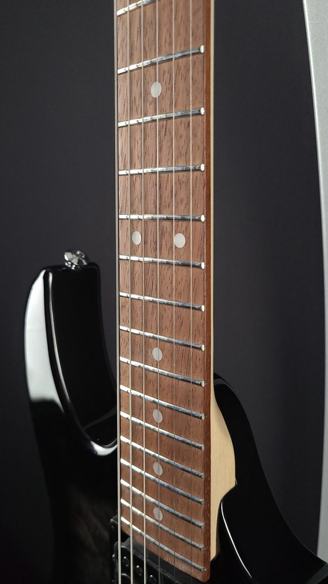 Ibanez Gio Series GRX70QA-TKS Transparent Black Sunburst #741