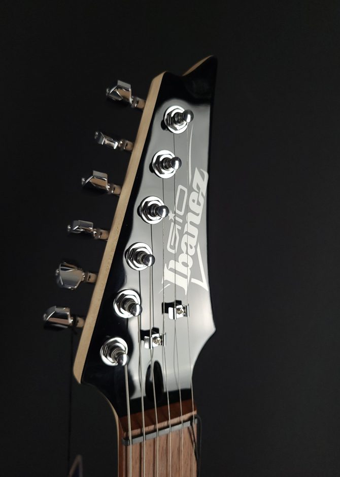 Ibanez Gio Series GRX70QA-TKS Transparent Black Sunburst #741