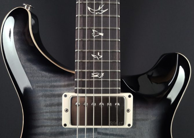 PRS CE 22 Limited Edition Faded Blue Smokeburst #837