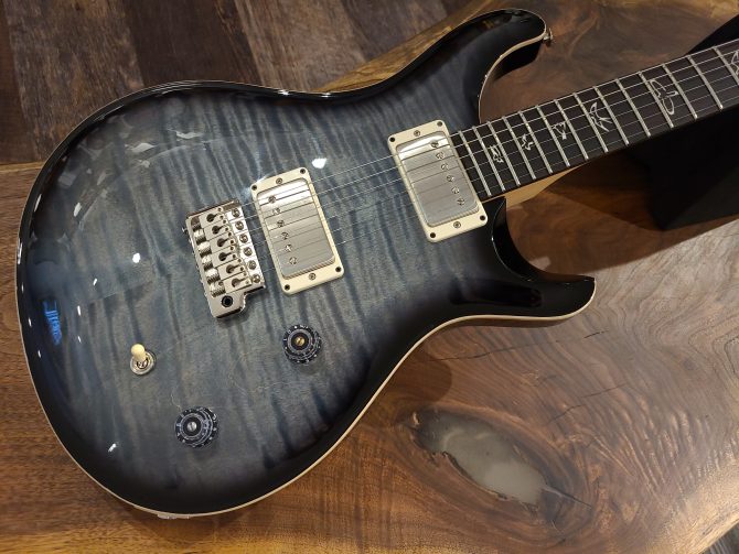 PRS CE 22 Limited Edition Faded Blue Smokeburst #837
