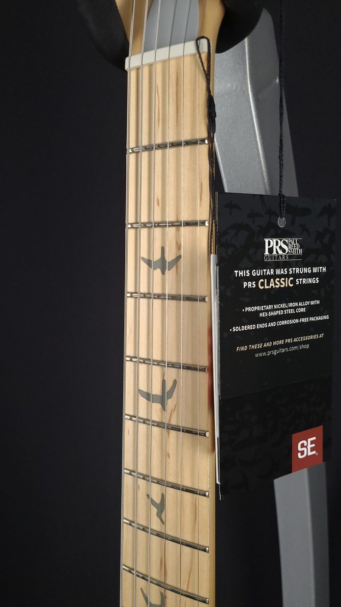 PRS SE Silver Sky Maple Moon White #900