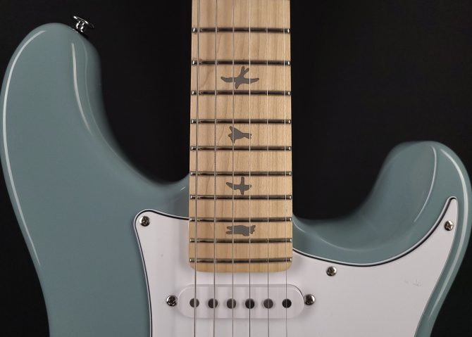 PRS SE Silver Sky Maple Stone Blue #903