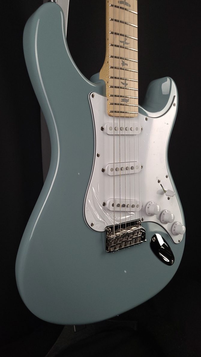 PRS SE Silver Sky Maple Stone Blue #903