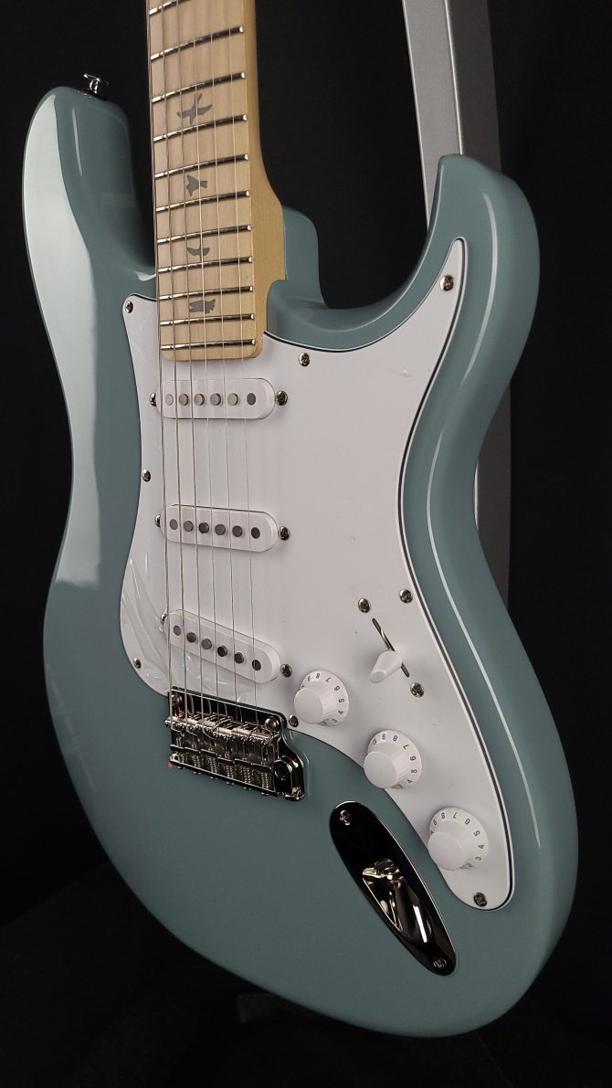 PRS SE Silver Sky Maple Stone Blue #903