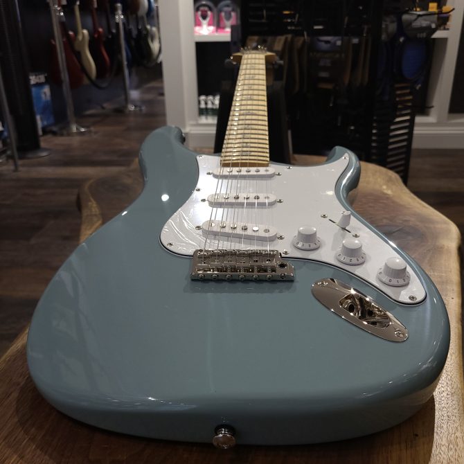 PRS SE Silver Sky Maple Stone Blue #903