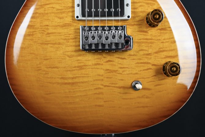 PRS CE 22 Limited Edition McCarty Sunburst #900