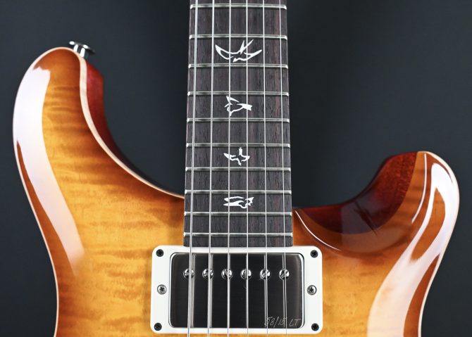 PRS CE 22 Limited Edition McCarty Sunburst #900