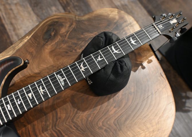 PRS 40th Anniversary Custom 24 Satin Limited Edition Tri-Color Burst #368