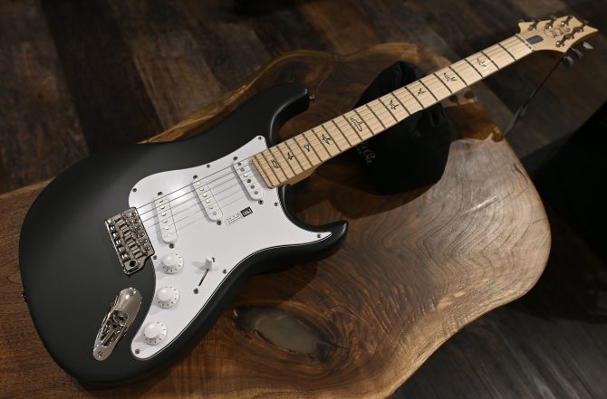 PRS Silver Sky Maple Faded Black Tee Satin #350
