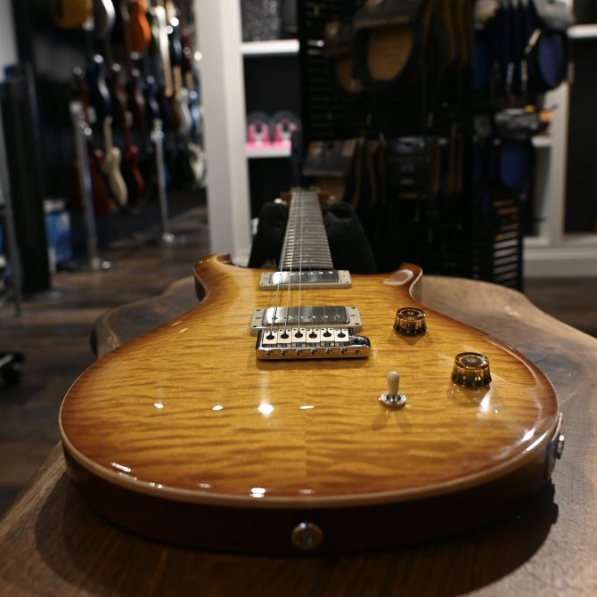 PRS CE 22 Limited Edition McCarty Sunburst #900