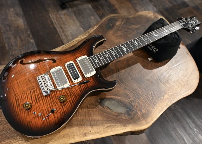 PRS SE Special Semi-Hollow Orange Tiger Smokeburst 2025