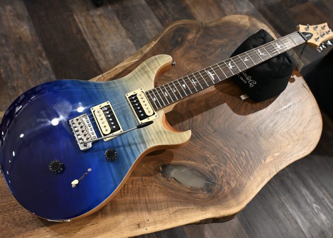 PRS SE Custom 24 Blue Fade Limited Edition 2020