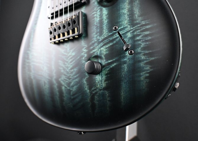 PRS Mark Holcomb Signature Cobalt Smokeburst #014