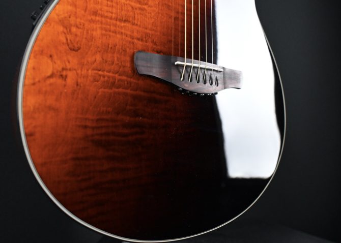 AEWC32FM-ASF Flamed Maple / Sapele Auditorium