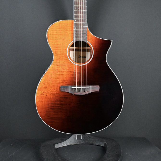 AEWC32FM-ASF Flamed Maple / Sapele Auditorium