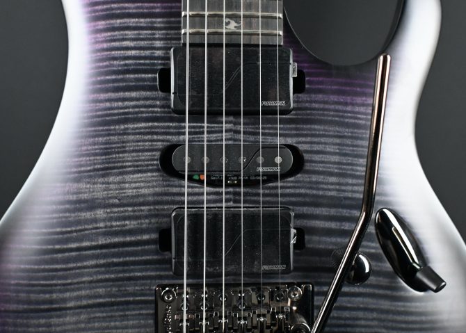PRS SE Chleo Charcoal Purple Burst Herman Li Signature #130