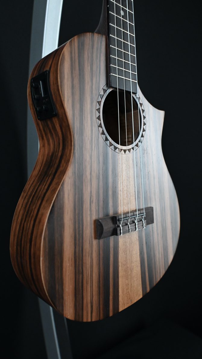 Kala Amara Tri-Top Baritone Ukulele w/ Cutaway & EQ #504