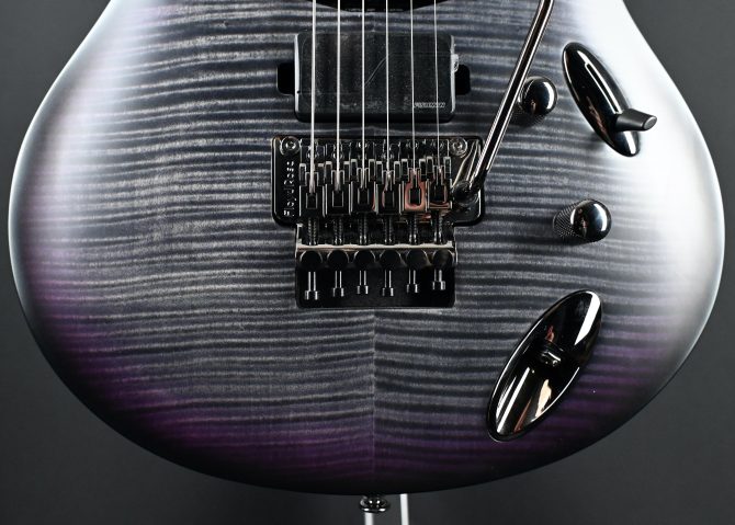 PRS SE Chleo Charcoal Purple Burst Herman Li Signature #130