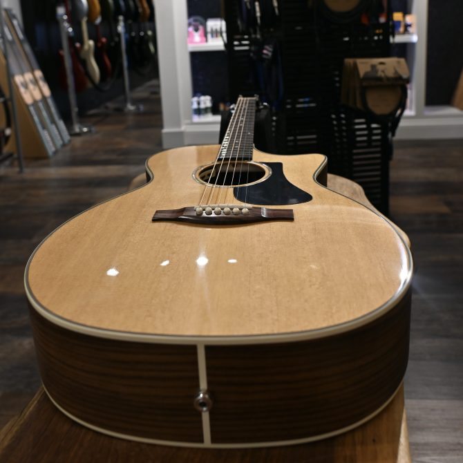 Eastman PCH2-GACE Natural Grand Auditorium #088