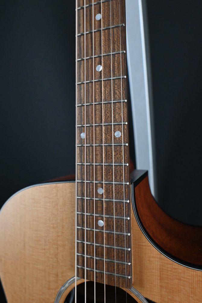 Eastman PCH1-GACE Natural Grand Auditorium #269