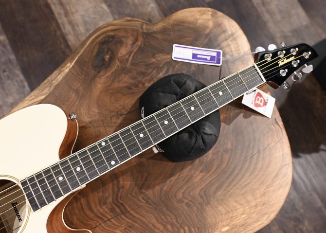 Ibanez Talman Seris TCY10E-IVH Ivory High Gloss #916