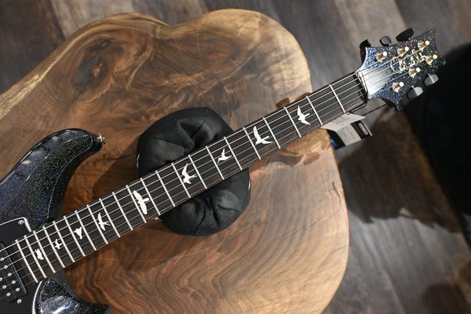 PRS S2 Vela Semi Hollow Rainbow Hollowflake #618
