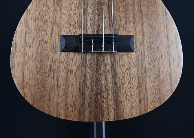Kala KA-TEAK-B Teak Baritone Ukulele #404