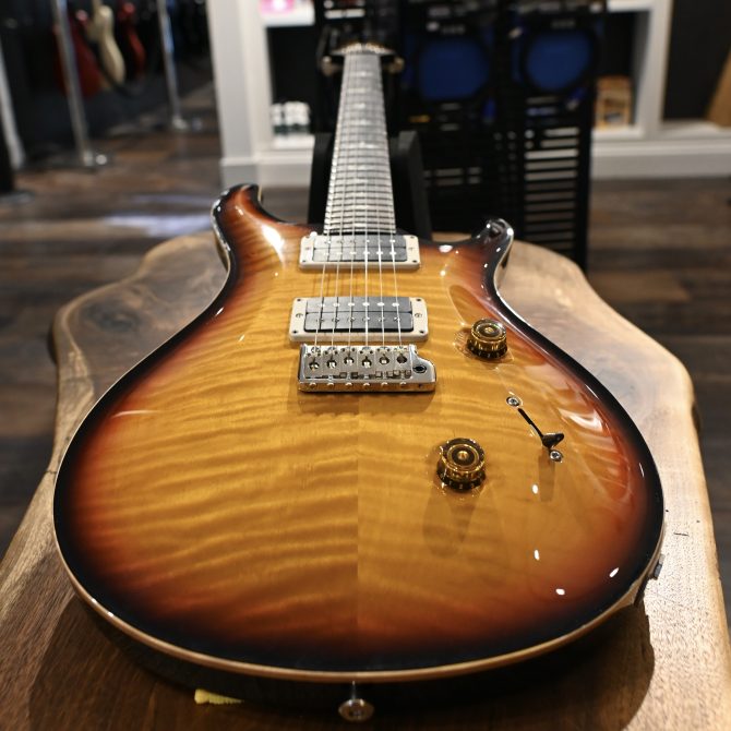 PRS Custom 24 Amber Smokeburst 2024