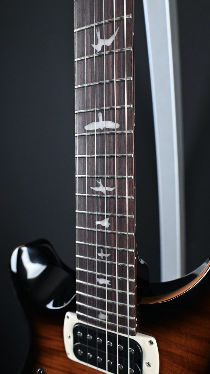 PRS SE Custom 24 "Lefty" Black Gold Sunburst #407