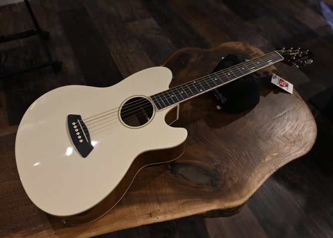 Ibanez Talman Seris TCY10E-IVH Ivory High Gloss #916