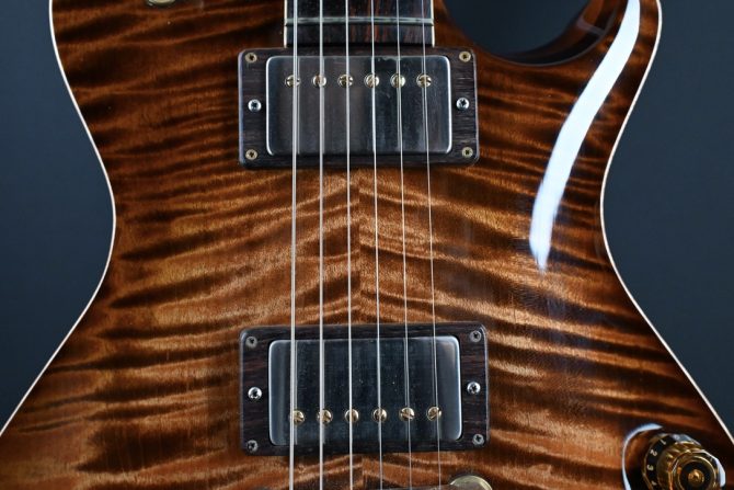 PRS Experience Limited McCarty 594 Singlecut 10-Top Black Gold 2020