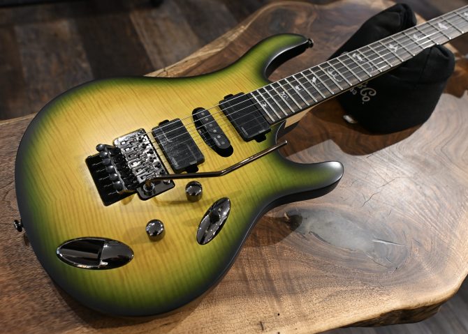 PRS SE Chleo Charcoal Purple Burst Herman Li Signature #130 (Copy)
