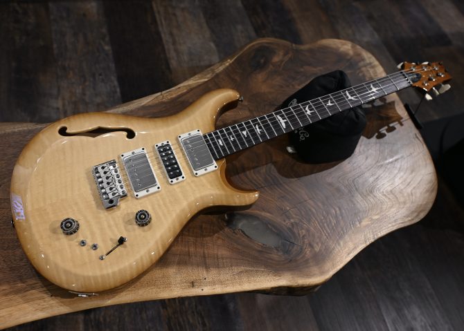 PRS S2 Special Semi-Hollow Vintage Natural #561