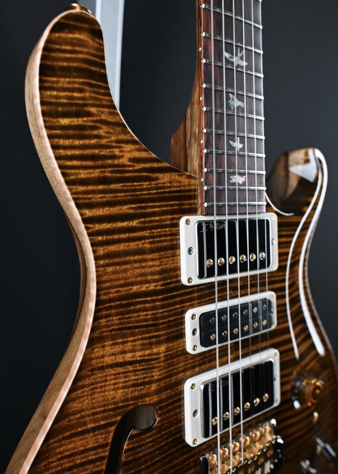 PRS 40th Anniversary Special Semi-Hollow Limited Edition Yellow Tiger #104