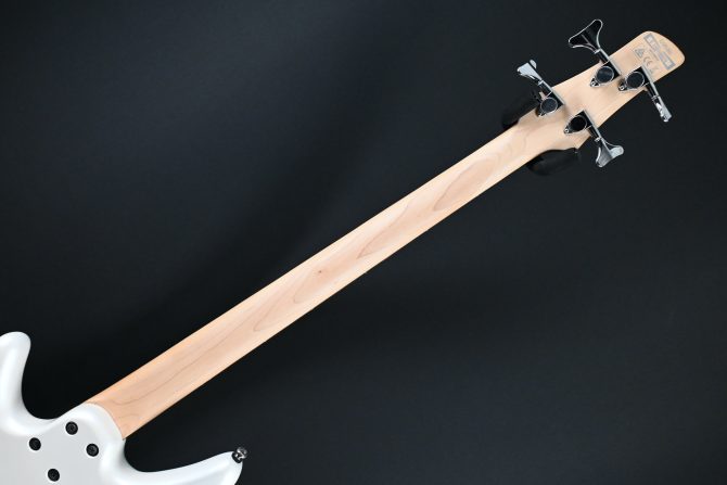 Ibanez GSR200-WH White 4-String Bass Guitar 2015