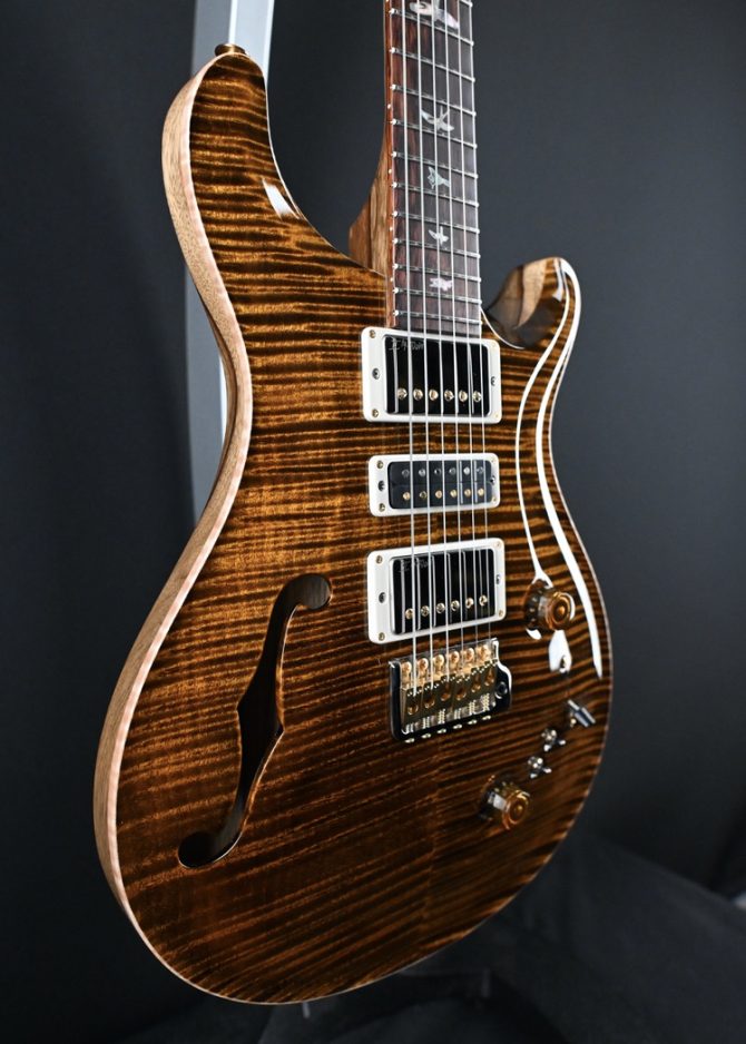 PRS 40th Anniversary Special Semi-Hollow Limited Edition Yellow Tiger #104