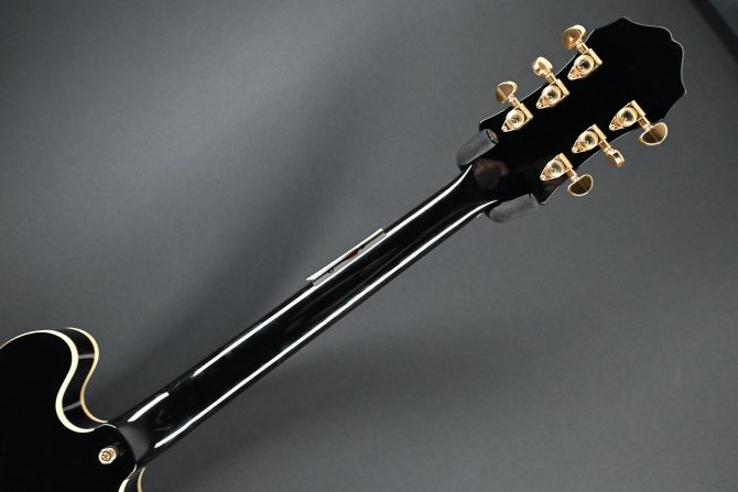 Epiphone Sheraton-II Pro Ebony Thinline Semi-Hollow Ebony