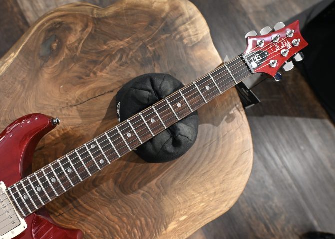 PRS SE DGT Standard Vintage Cherry w/ Moons #587