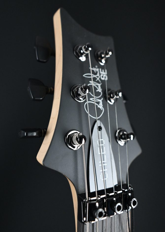 PRS SE Chleo Charcoal Purple Burst Herman Li Signature #130 (Copy)