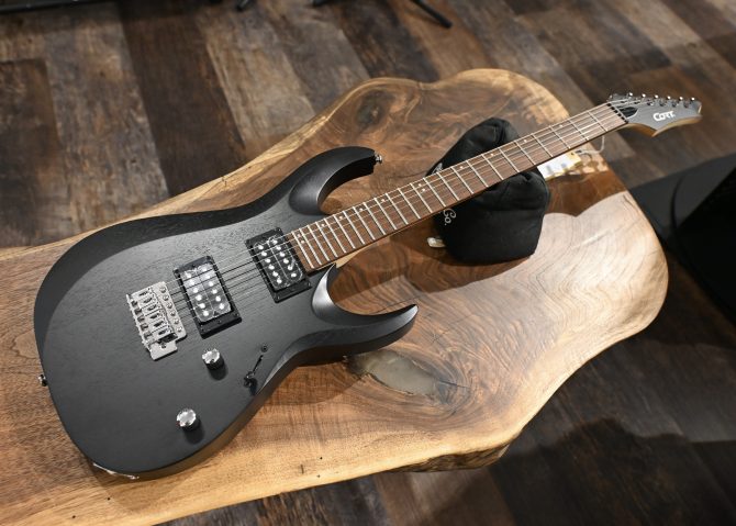 Cort X100OPBK Open Pore Black #102